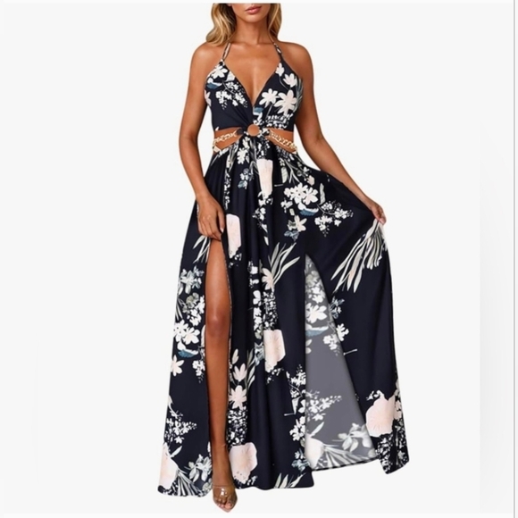Dresses & Skirts - NEW Floral Halter Maxi Dress